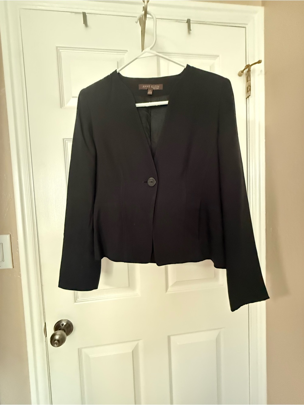 Anne Klein Black Collarless Single-Button Blazer